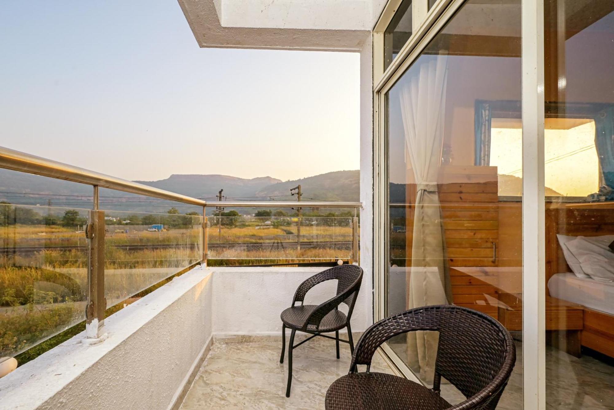 Ll Empyrean Stays II 6Bhk Big Daddy Villa II Private Pool II Ac II View Ll Лонавла Екстер'єр фото