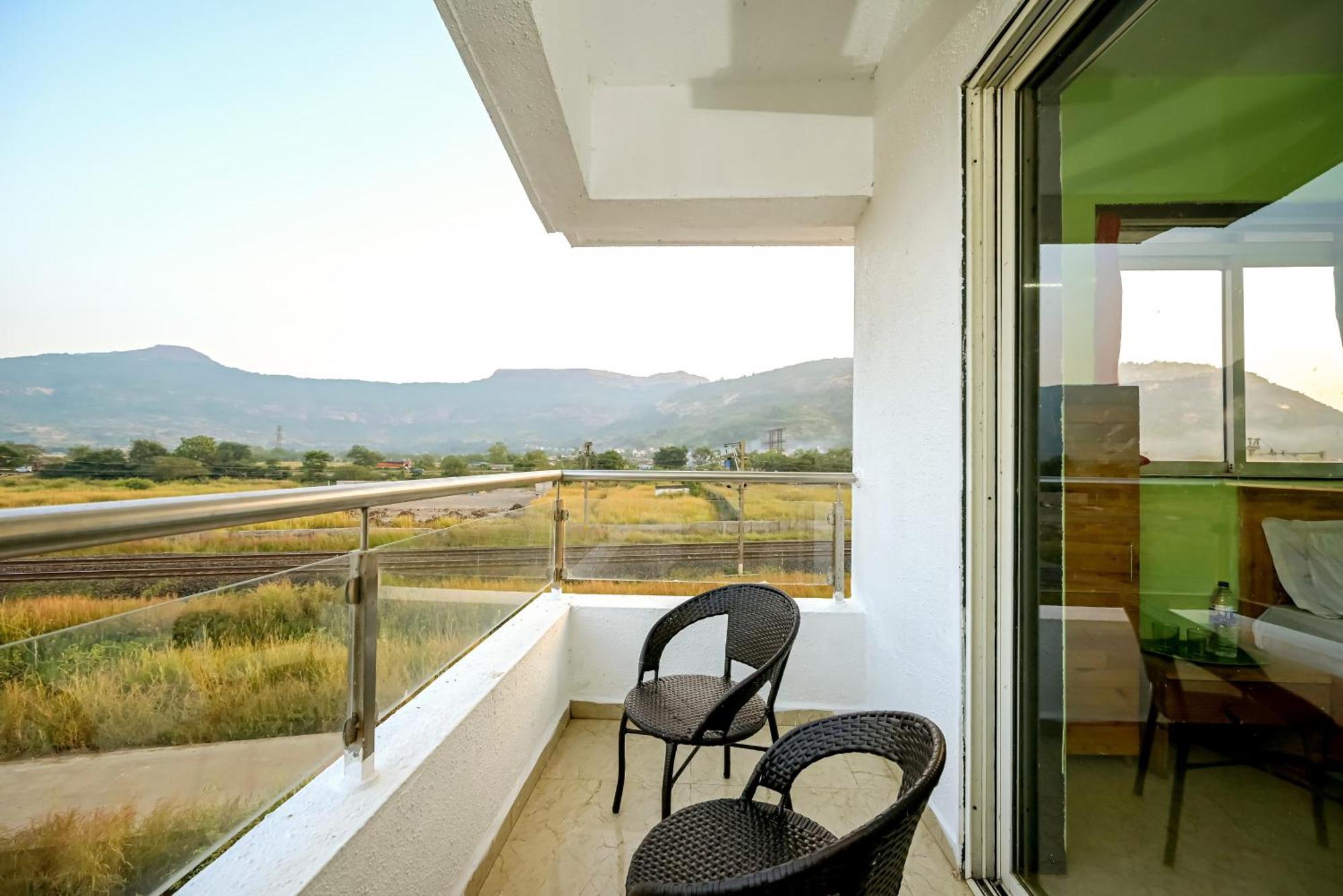 Ll Empyrean Stays II 6Bhk Big Daddy Villa II Private Pool II Ac II View Ll Лонавла Екстер'єр фото