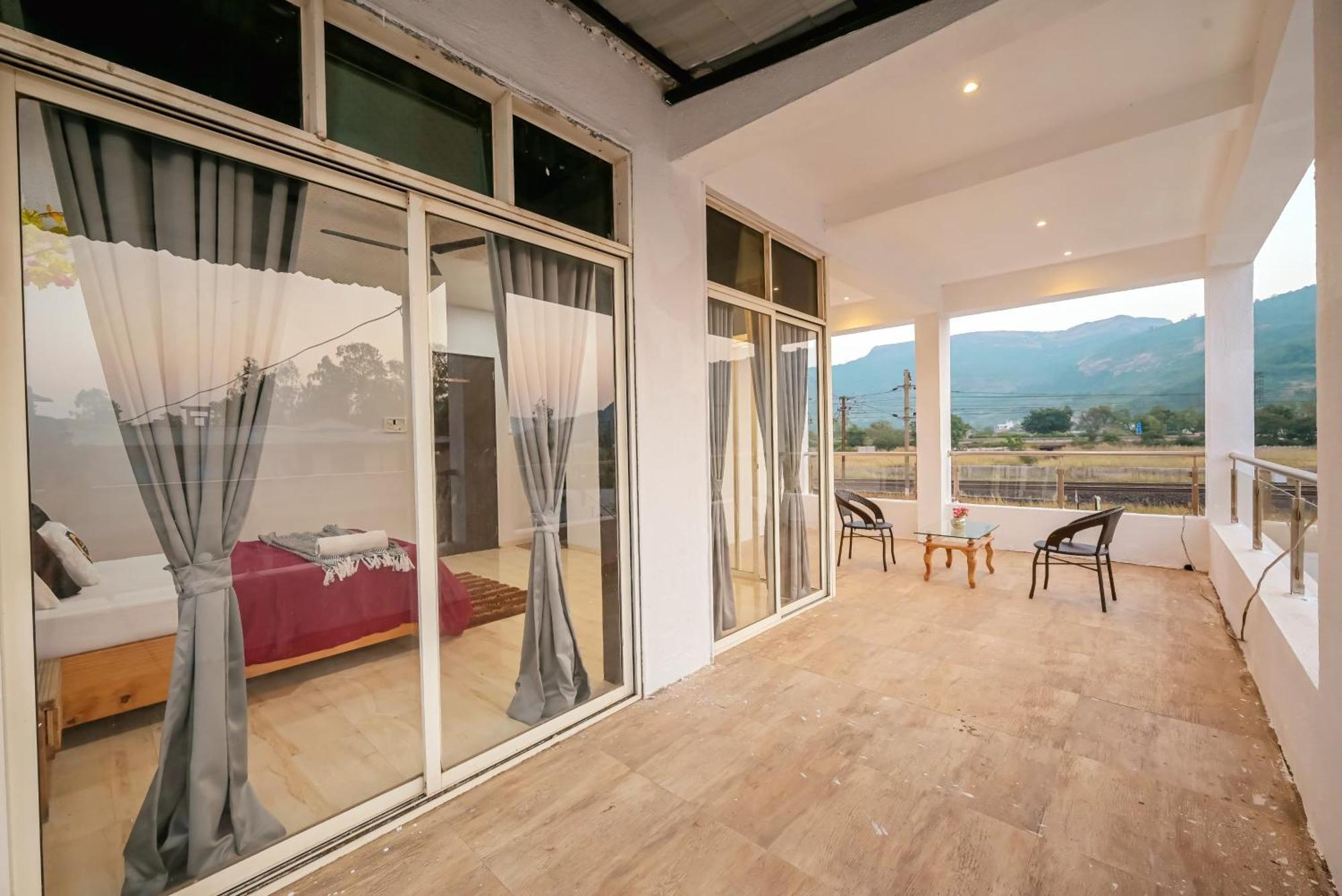 Ll Empyrean Stays II 6Bhk Big Daddy Villa II Private Pool II Ac II View Ll Лонавла Екстер'єр фото